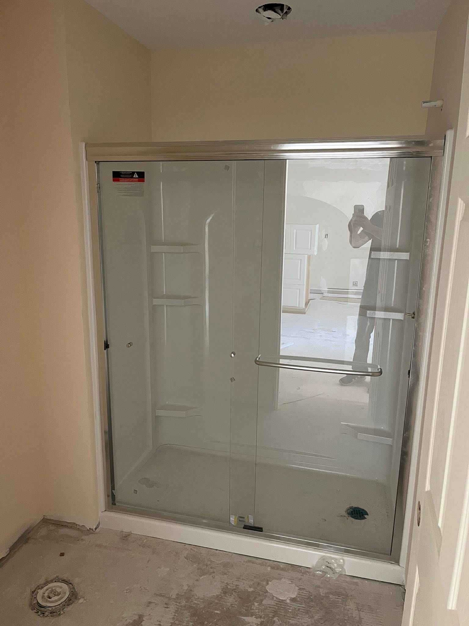 Shower installation